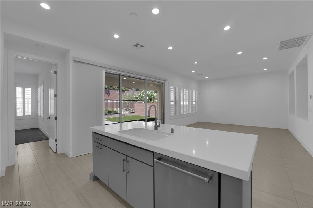 6677 Regency Stone Way Las Vegas NV 89148