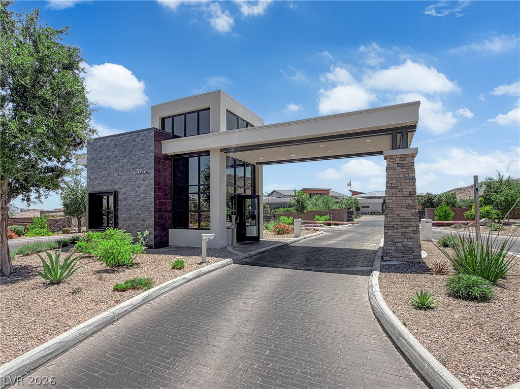 6677 Regency Stone Way Las Vegas NV 89148