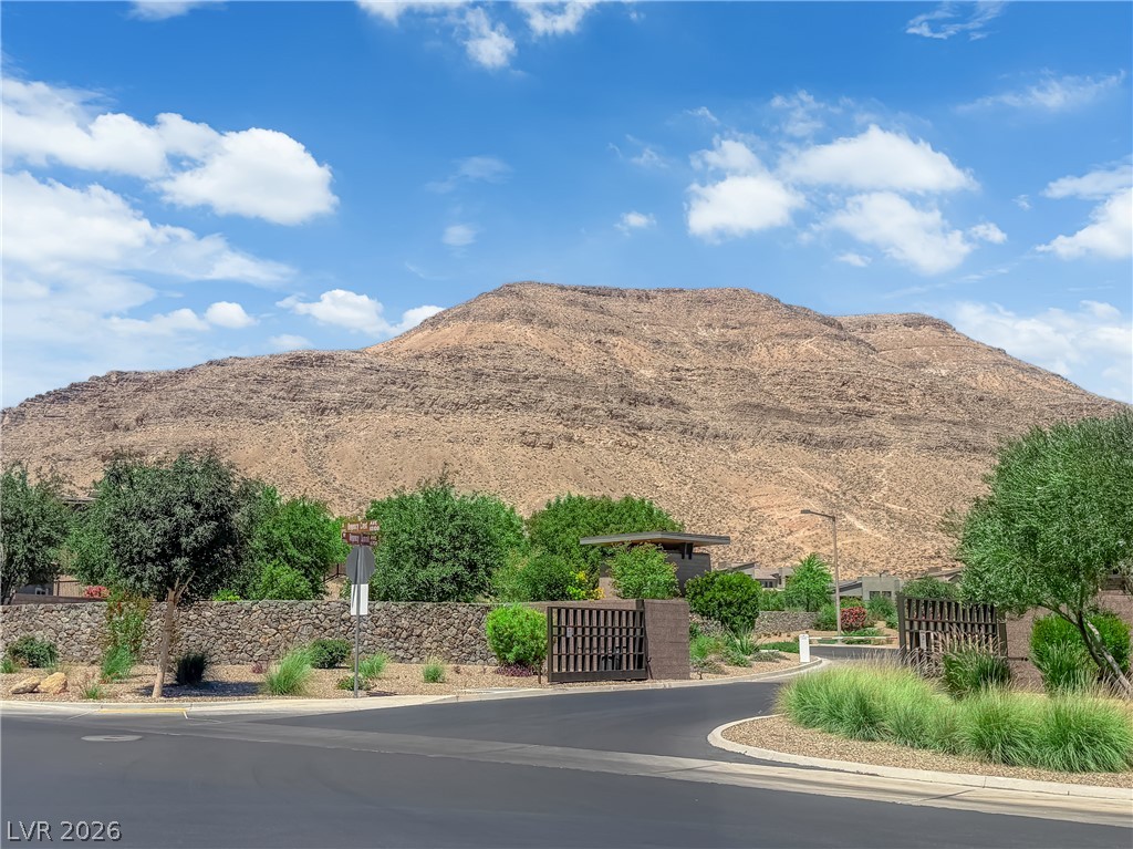 6677 Regency Stone Way Las Vegas NV 89148