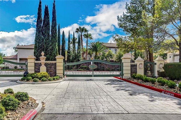1104 Milpas Lane Las Vegas NV 89134