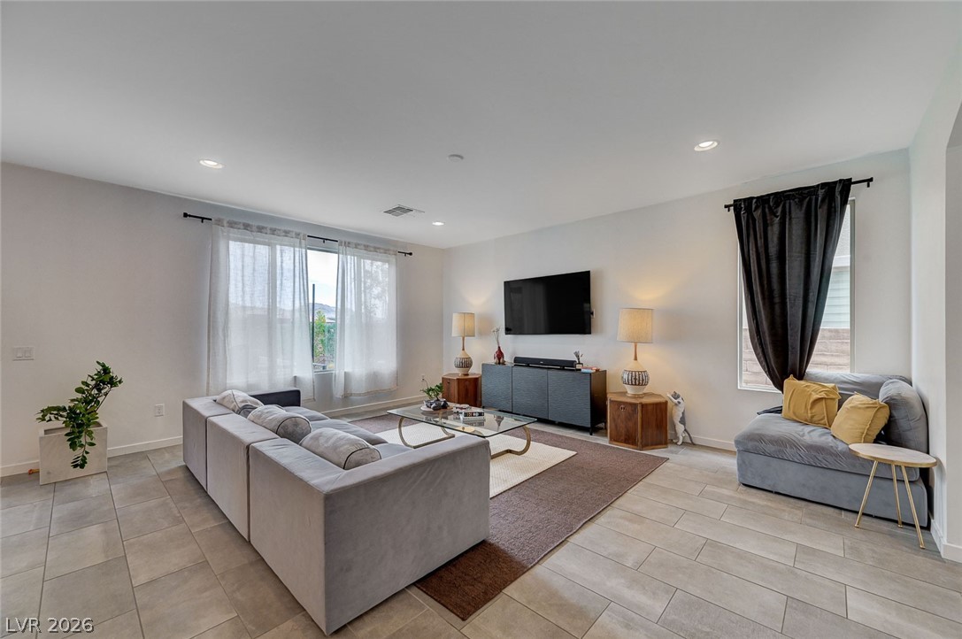 2557 Iron Crest Lane Las Vegas NV 89138
