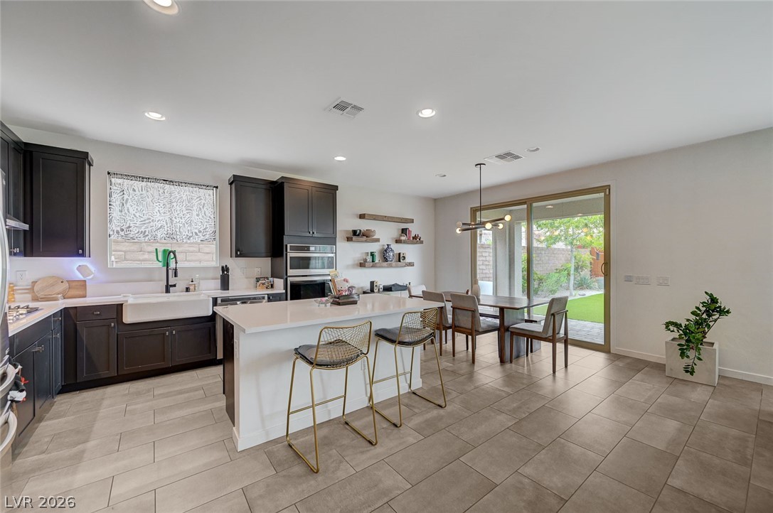 2557 Iron Crest Lane Las Vegas NV 89138