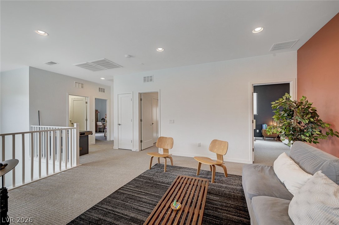 2557 Iron Crest Lane Las Vegas NV 89138