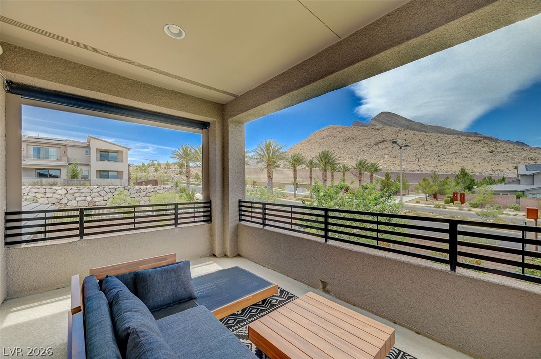 2557 Iron Crest Lane Las Vegas NV 89138
