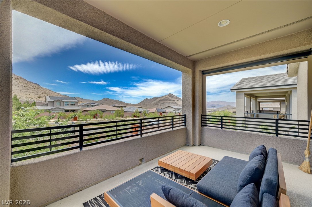 2557 Iron Crest Lane Las Vegas NV 89138