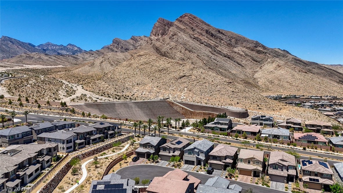 2557 Iron Crest Lane Las Vegas NV 89138