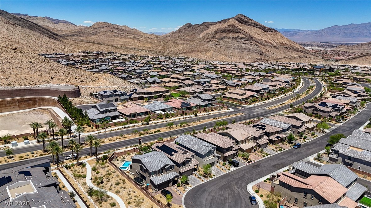 2557 Iron Crest Lane Las Vegas NV 89138