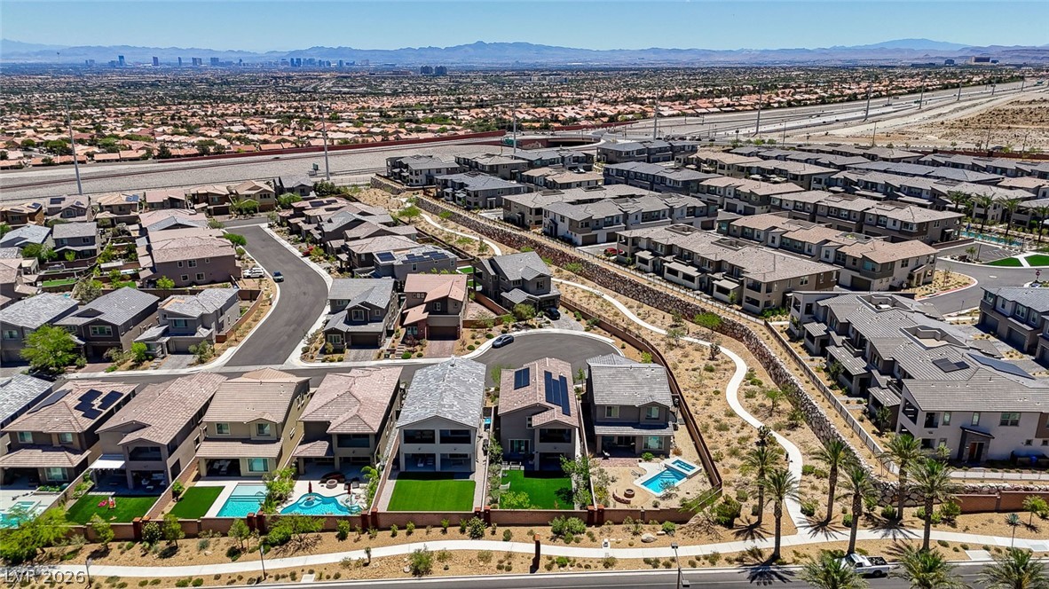2557 Iron Crest Lane Las Vegas NV 89138