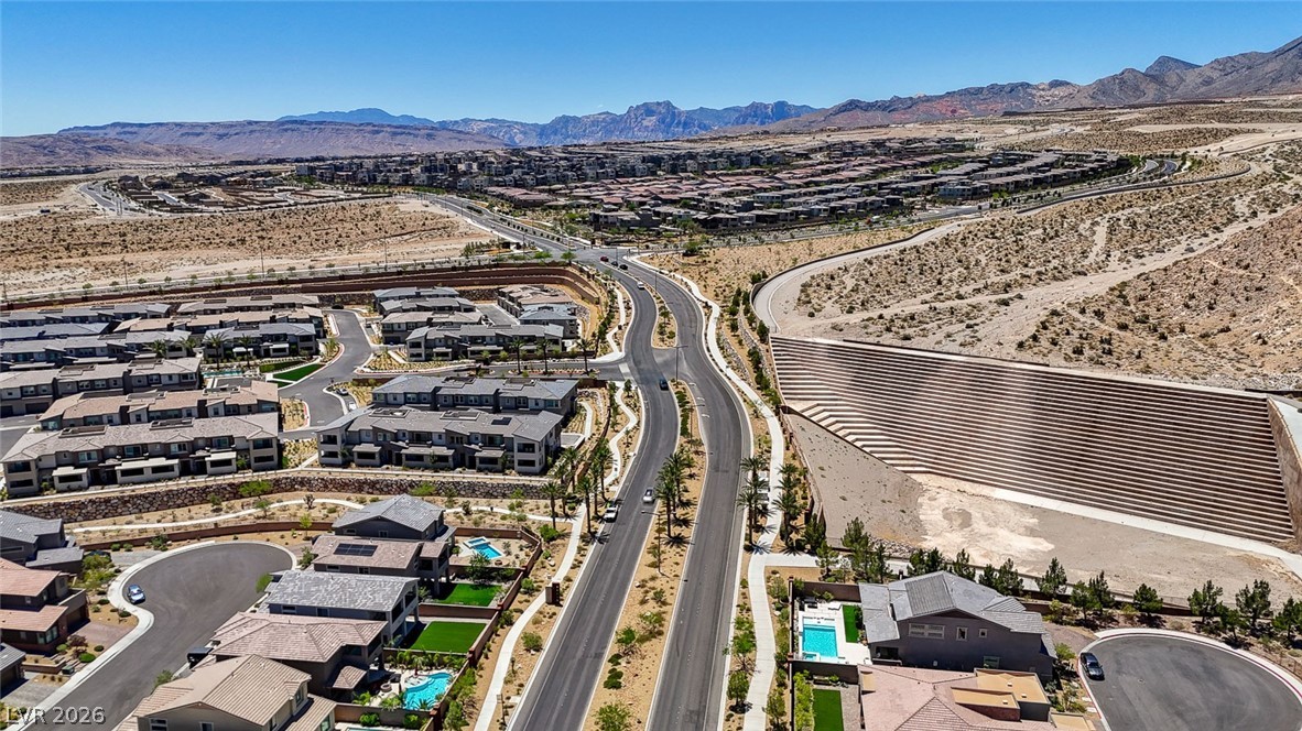 2557 Iron Crest Lane Las Vegas NV 89138