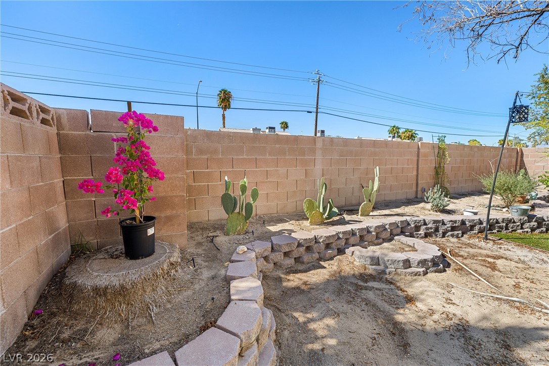 3833 Debussy Way North Las Vegas NV 89032