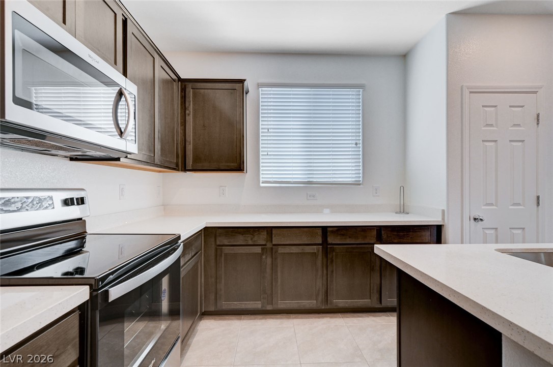 6515 Taffrail Avenue Las Vegas NV 89118