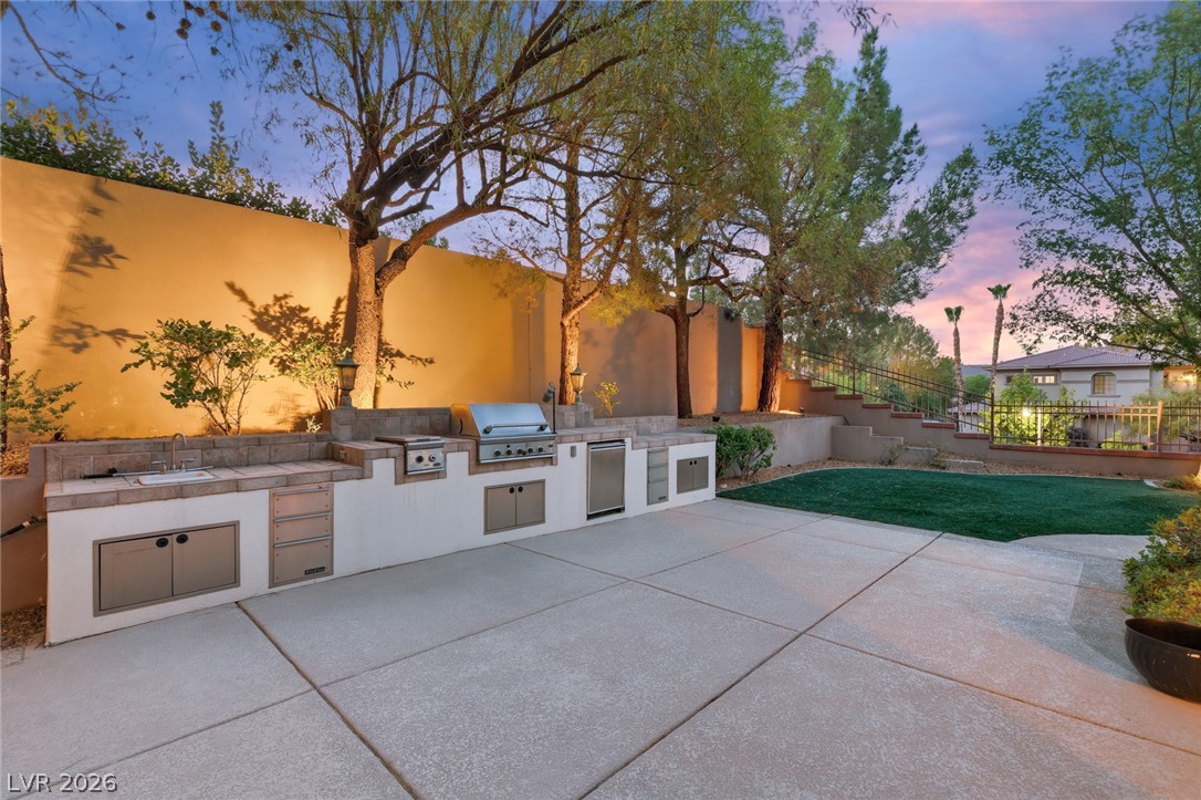 9908 Moon Valley Place Las Vegas NV 89134