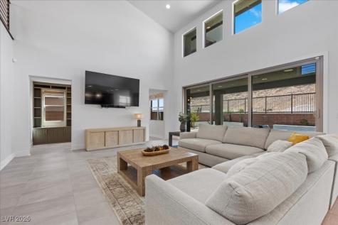 10215 Meridian Hill Avenue Las Vegas NV 89135