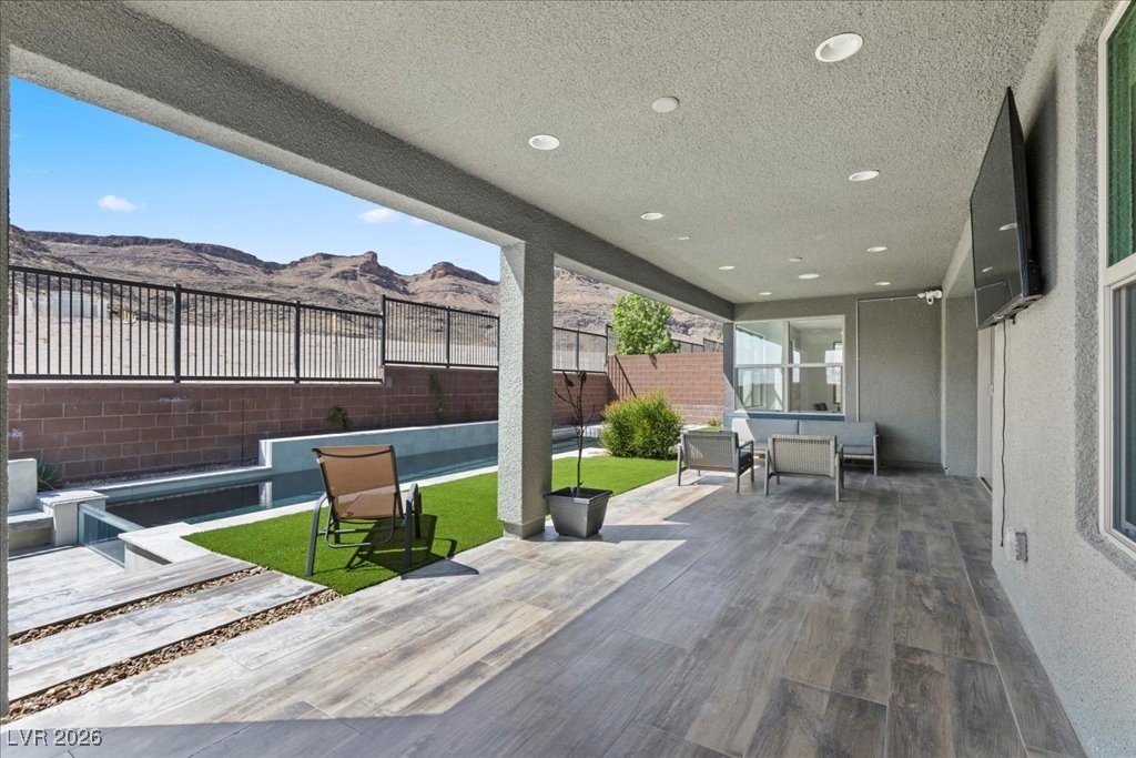 10215 Meridian Hill Avenue Las Vegas NV 89135