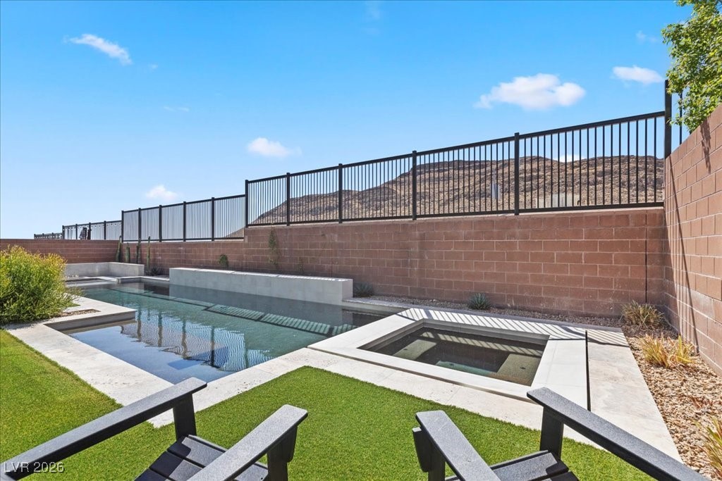 10215 Meridian Hill Avenue Las Vegas NV 89135
