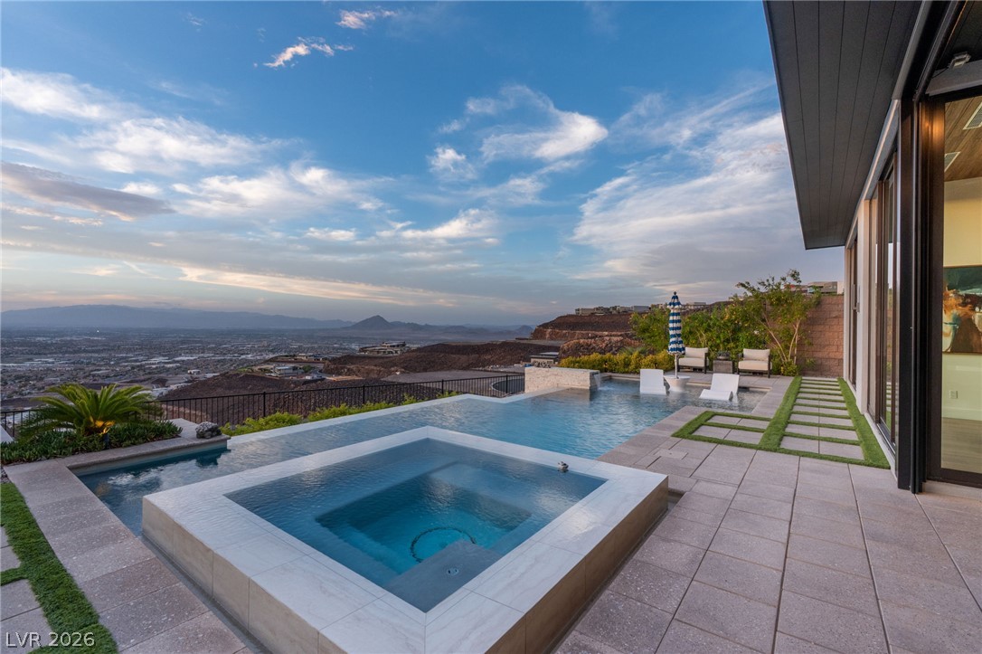651 Overlook Rim Drive Henderson NV 89012