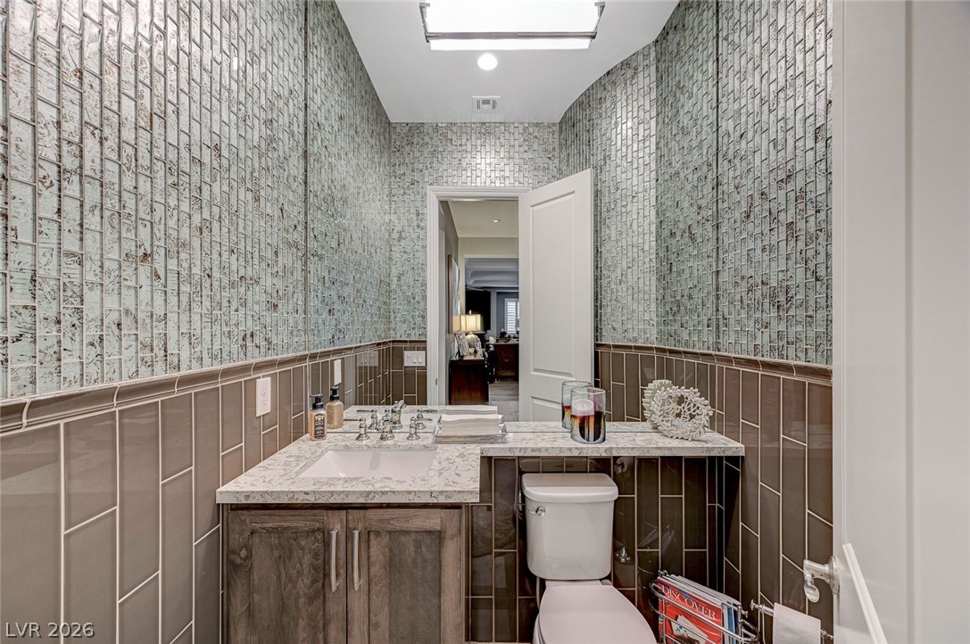 81 Navarra Canyon Court Las Vegas NV 89138