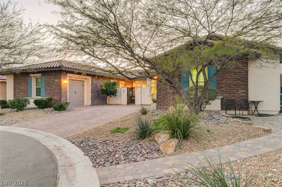81 Navarra Canyon Court Las Vegas NV 89138