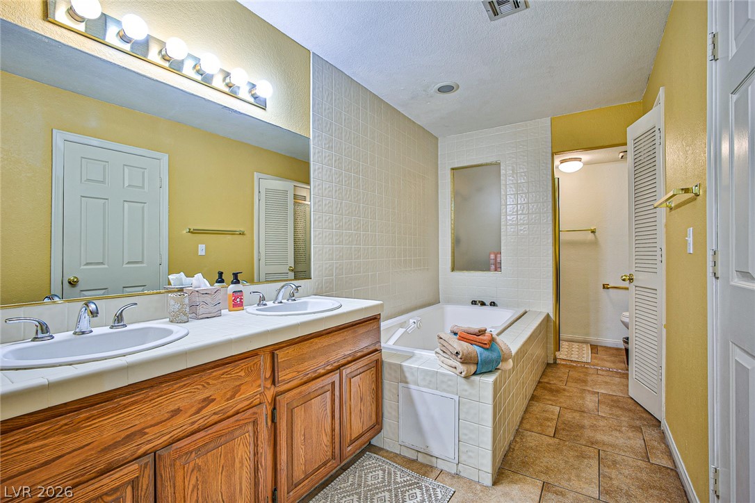 2769 Laguna Shores Lane Las Vegas NV 89121