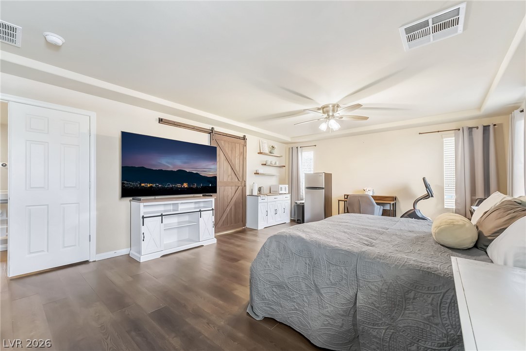 5377 Tartan Hill Avenue Las Vegas NV 89141