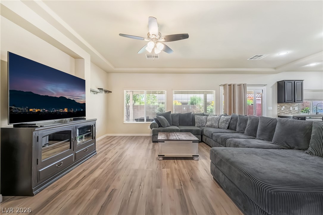 5377 Tartan Hill Avenue Las Vegas NV 89141