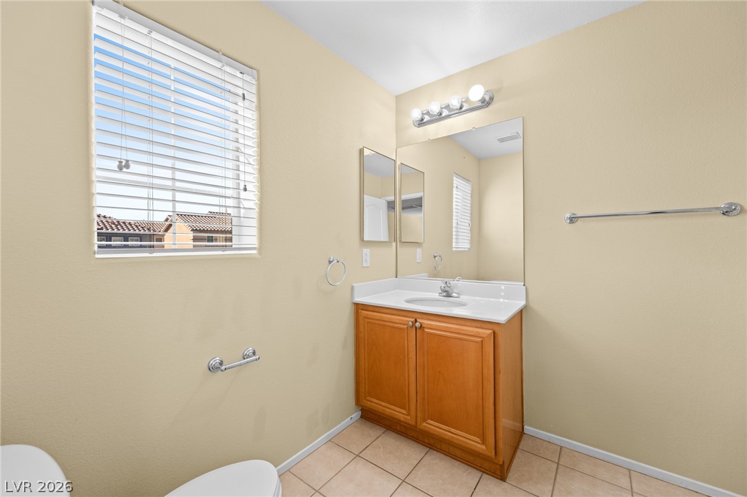 38 Summer Walk Avenue Las Vegas NV 89183