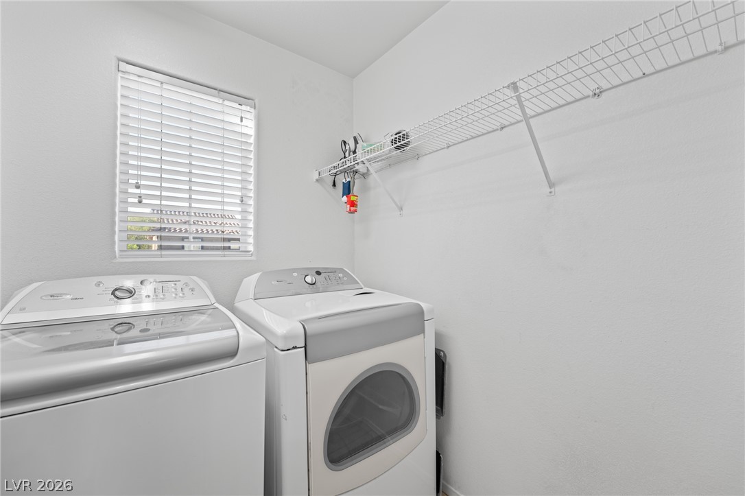 38 Summer Walk Avenue Las Vegas NV 89183