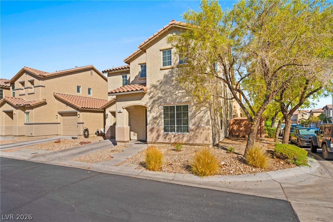 38 Summer Walk Avenue Las Vegas NV 89183