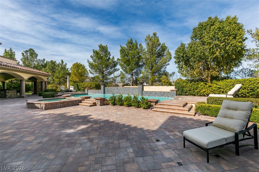 11 Quintessa Circle Las Vegas NV 89141