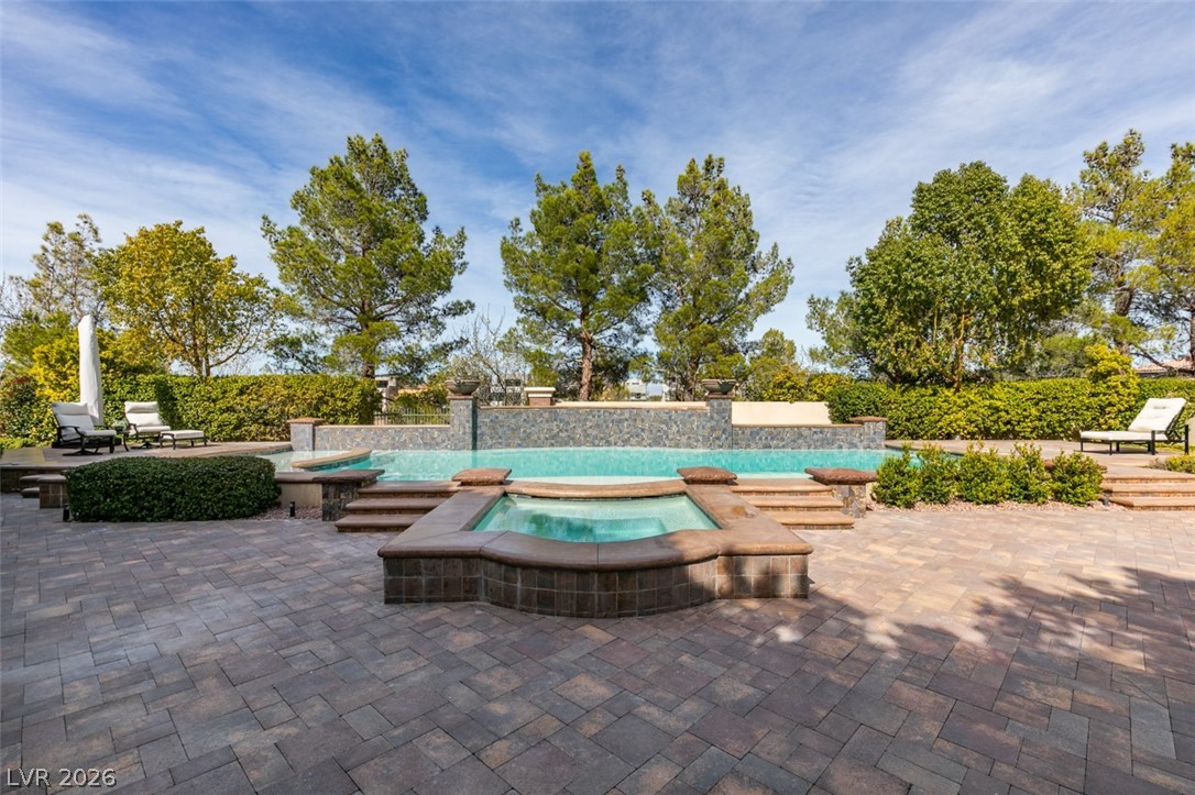 11 Quintessa Circle Las Vegas NV 89141