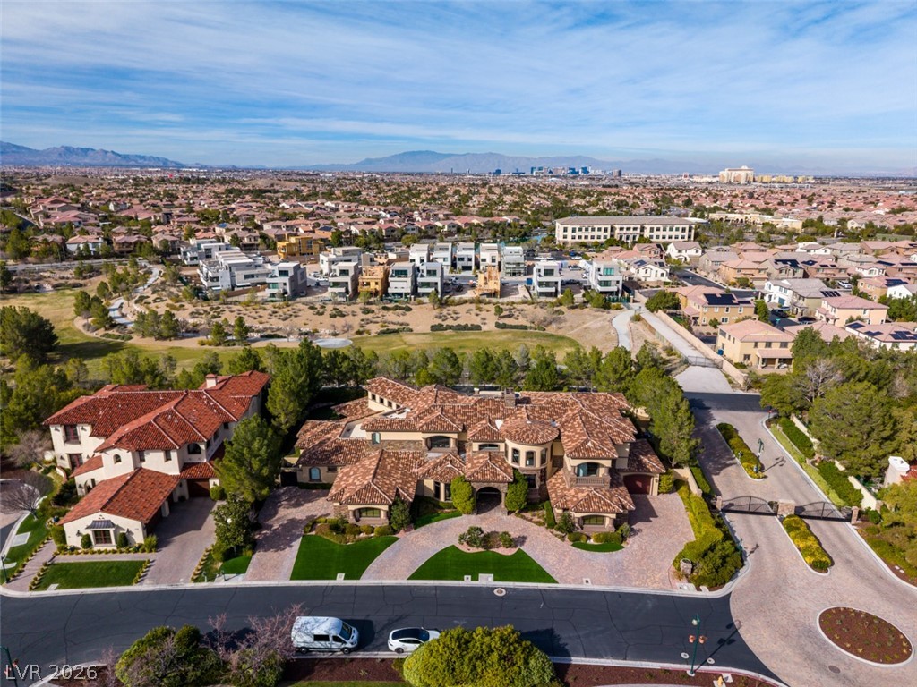 11 Quintessa Circle Las Vegas NV 89141