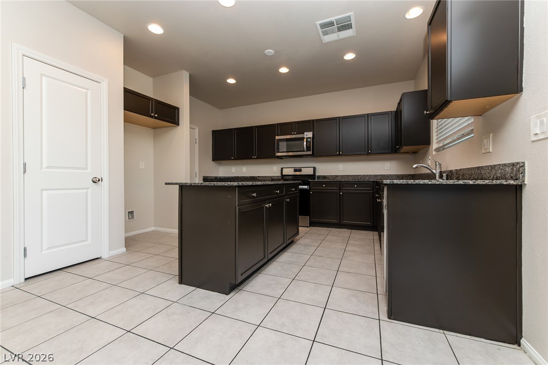 5729 Artesia Fountain Street North Las Vegas NV 89031