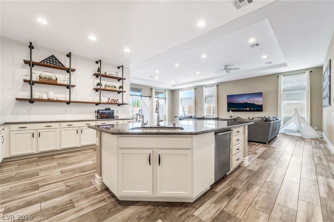 5781 Douglas Everett Street Las Vegas NV 89120