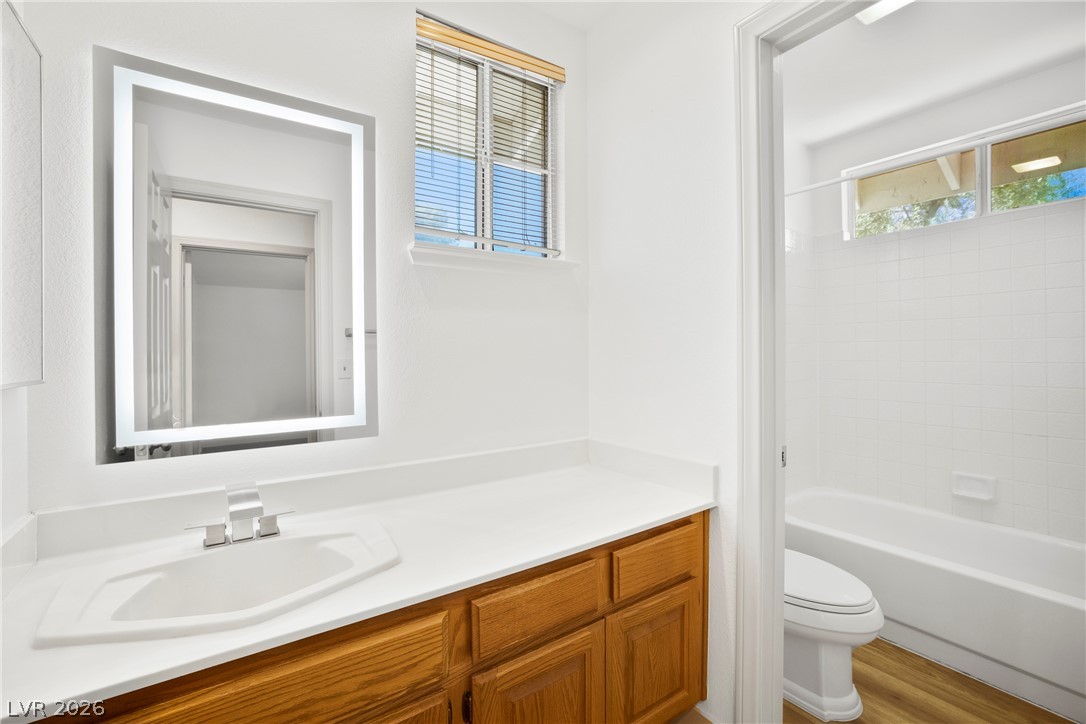 9728 Stellar View Avenue Las Vegas NV 89117