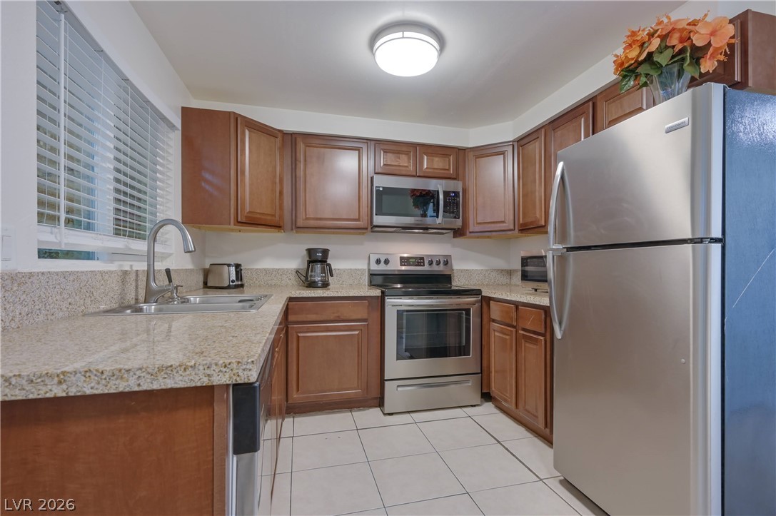 4770 Topaz Street 15 Las Vegas NV 89121