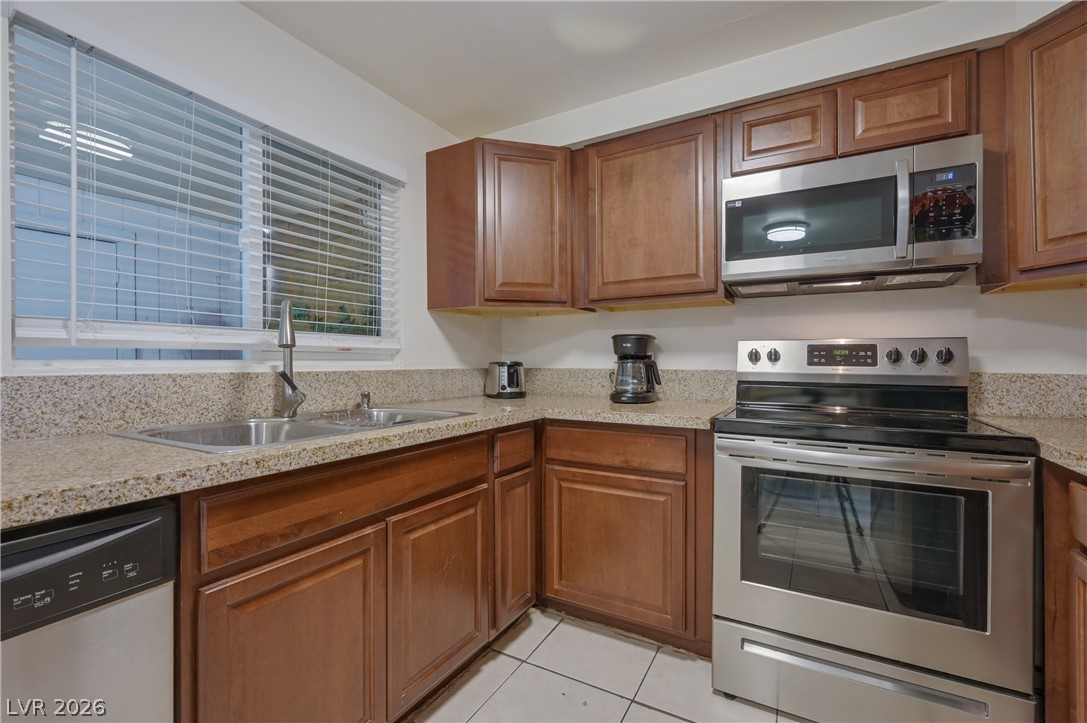 4770 Topaz Street 15 Las Vegas NV 89121