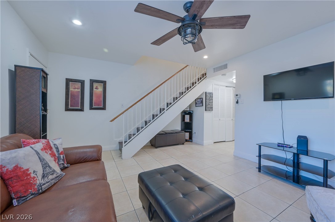 4770 Topaz Street 15 Las Vegas NV 89121