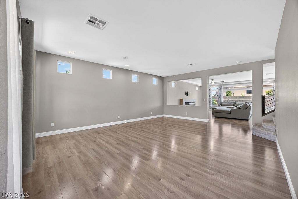 9610 Twin Rivers Court Las Vegas NV 89139