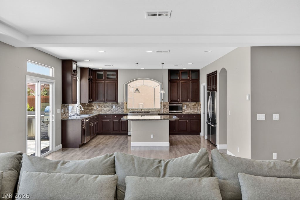 9610 Twin Rivers Court Las Vegas NV 89139