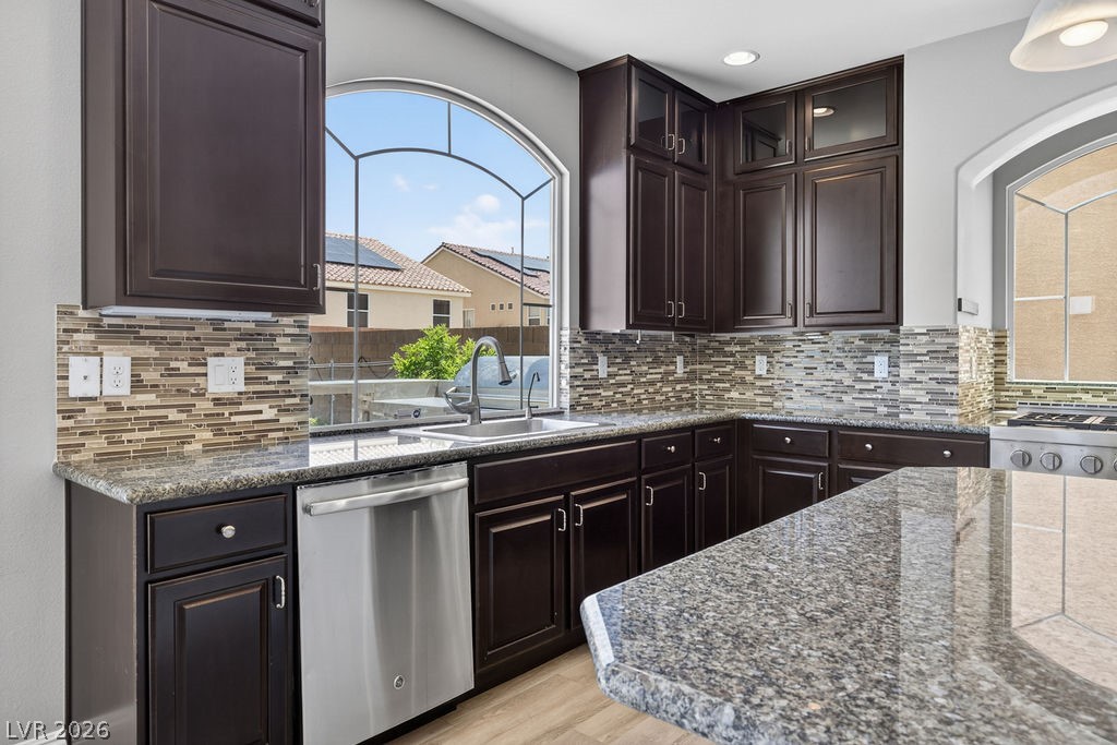 9610 Twin Rivers Court Las Vegas NV 89139