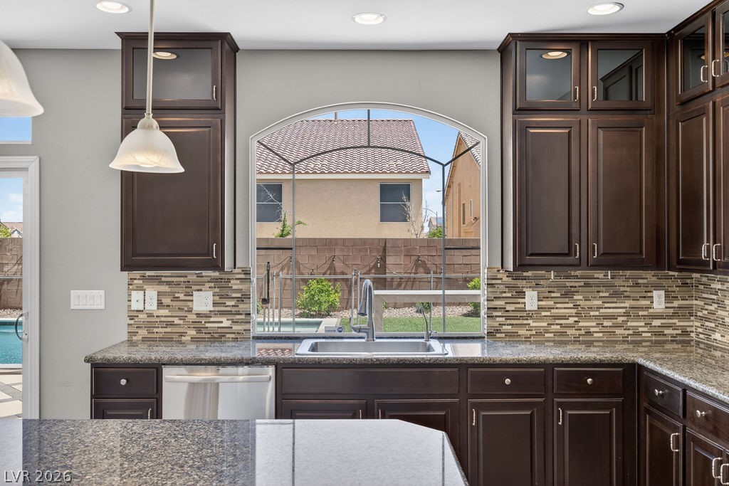 9610 Twin Rivers Court Las Vegas NV 89139