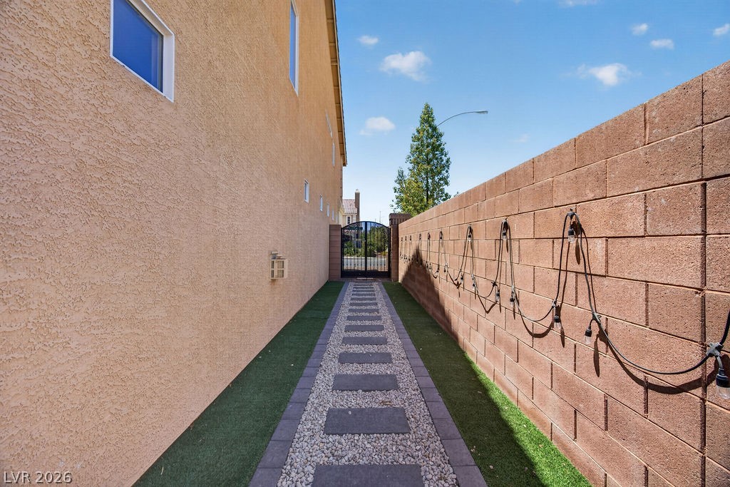 9610 Twin Rivers Court Las Vegas NV 89139