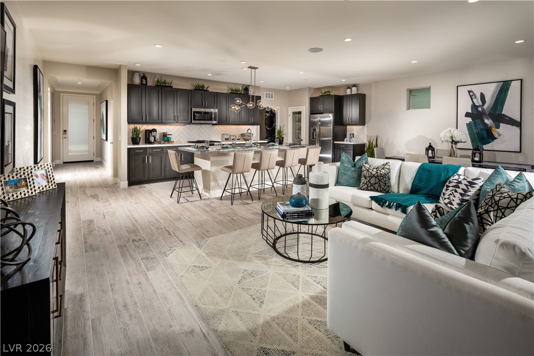 10231 Redwood Desert Drive Las Vegas NV 89143
