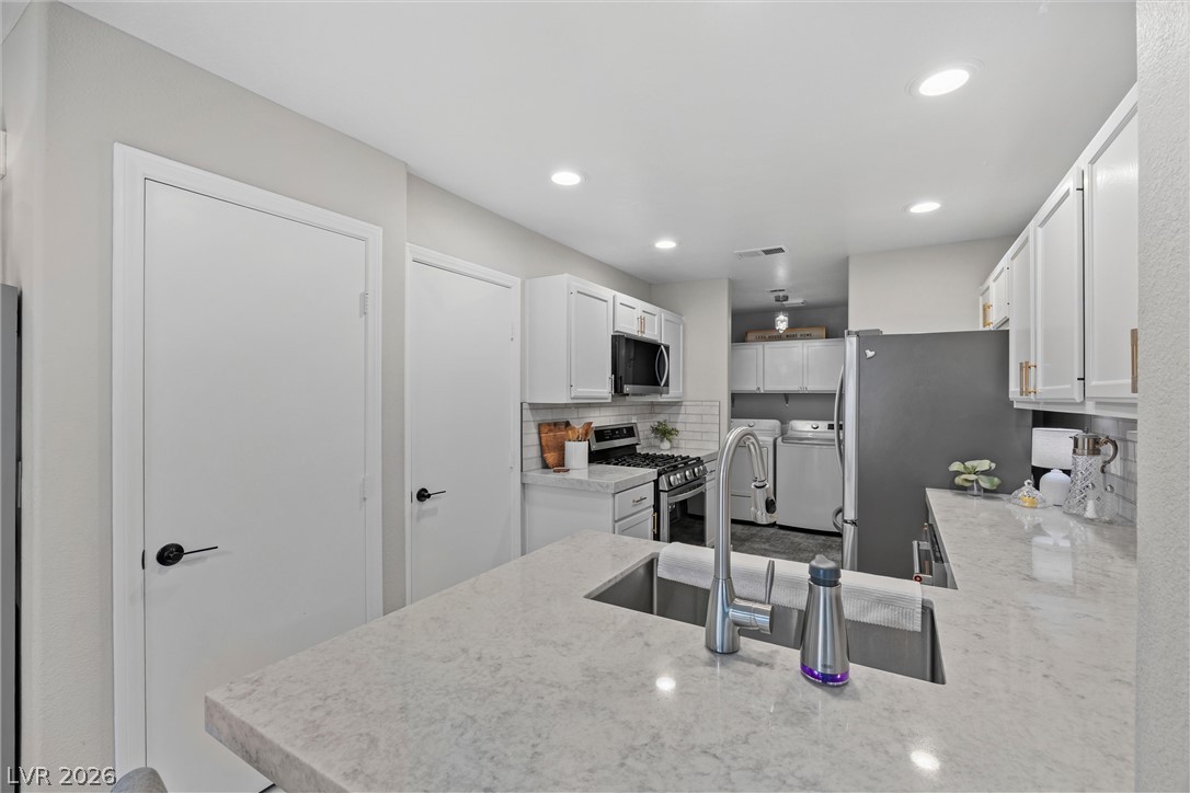 8212 Diamond Star Court Las Vegas NV 89145