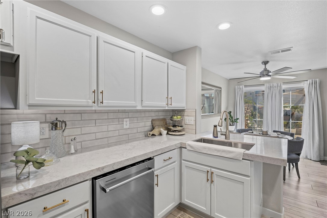 8212 Diamond Star Court Las Vegas NV 89145