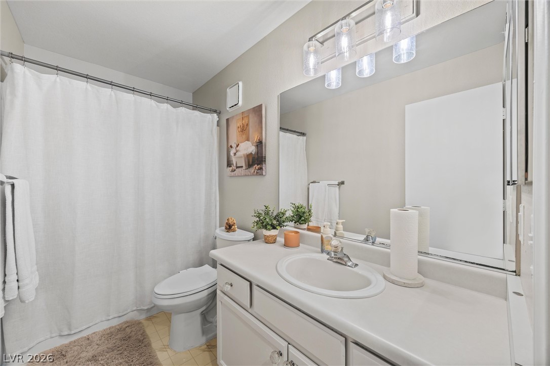 8212 Diamond Star Court Las Vegas NV 89145