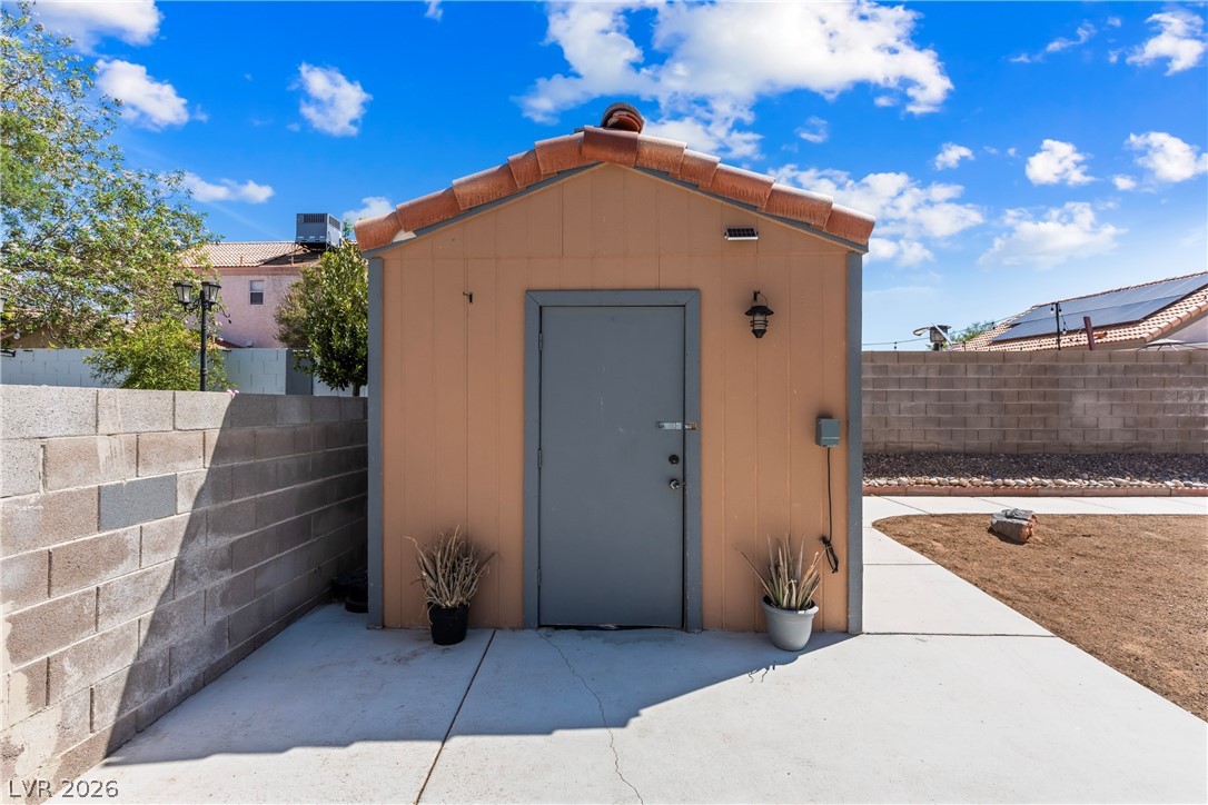 6385 Canyon Dawn Avenue Las Vegas NV 89108