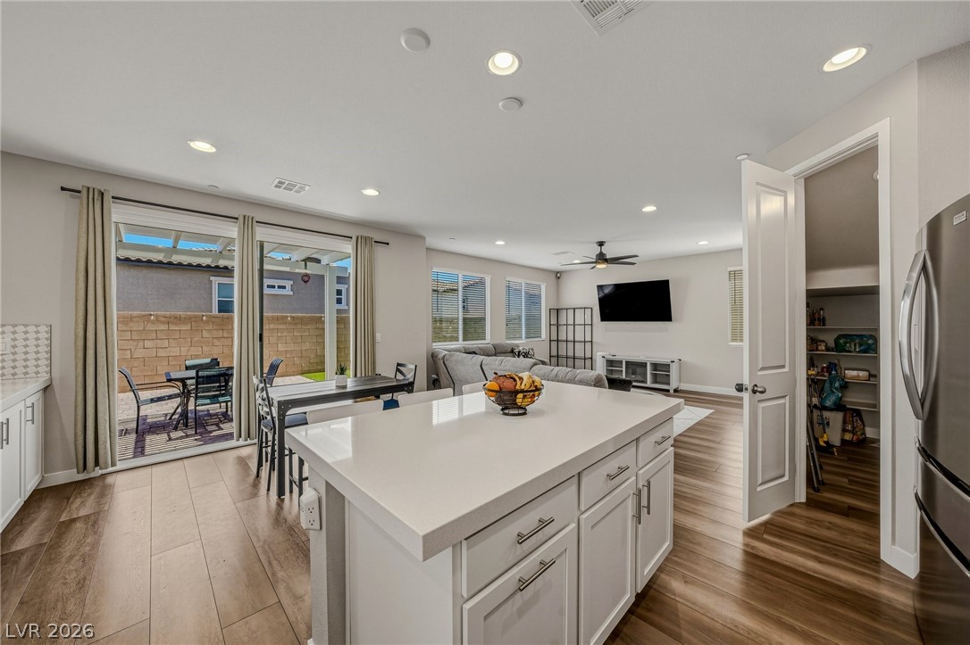 8946 Gilpin Street Las Vegas NV 89166