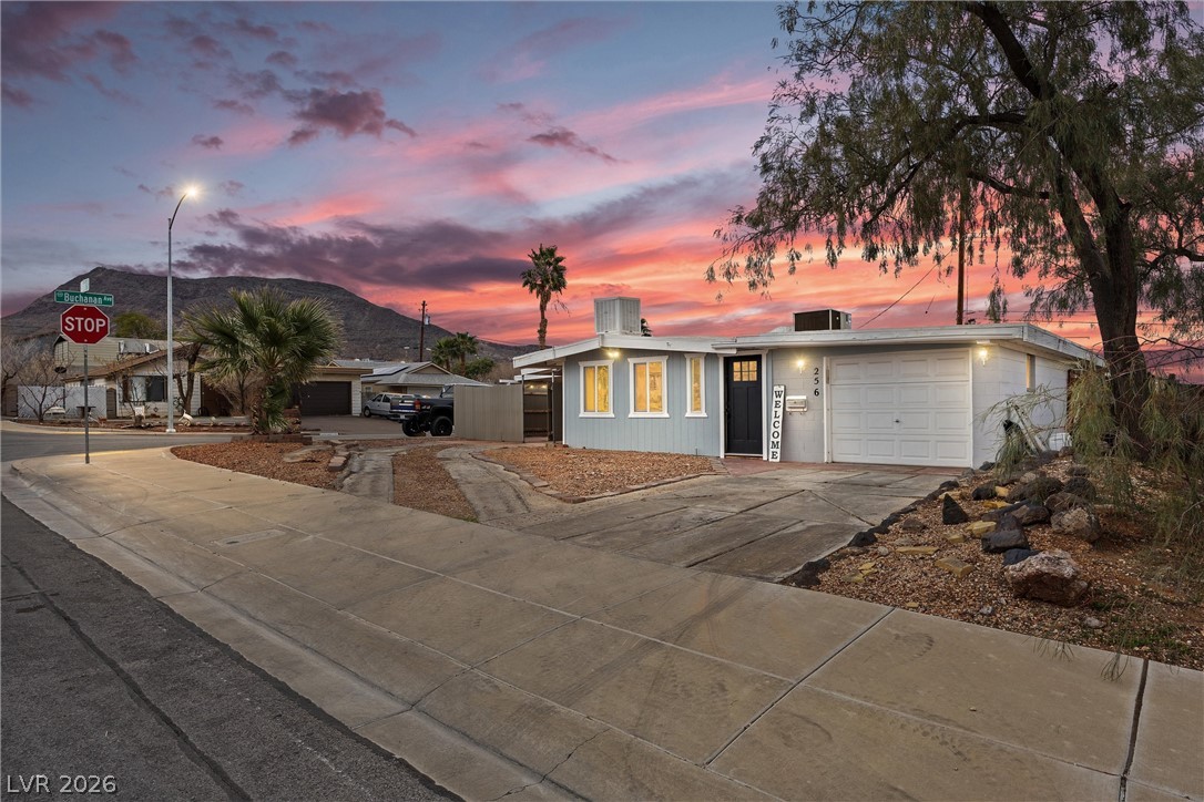 256 Hillcrest Drive Henderson NV 89015