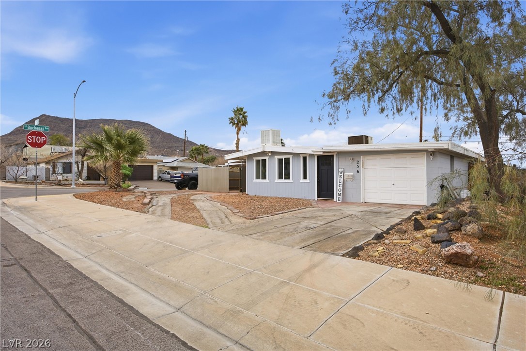 256 Hillcrest Drive Henderson NV 89015